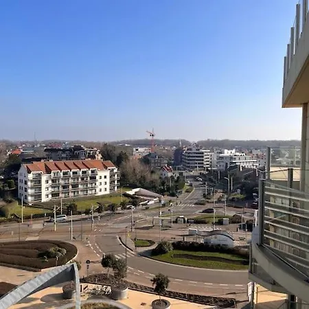 6 Persoons 2 Slaapkamer 2 Badkamer Appt Esplanade Daire De Panne